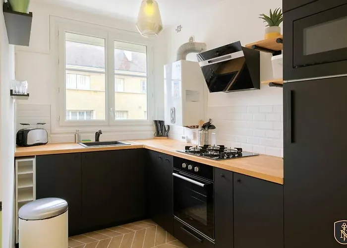 Superbe Chic, Hyper Centre, Vue Chateau, Parking Inclus * Caen