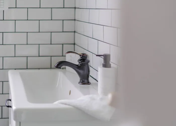 Apartment Superbe Chic, Hyper Centre, Vue Chateau, Parking Inclus *